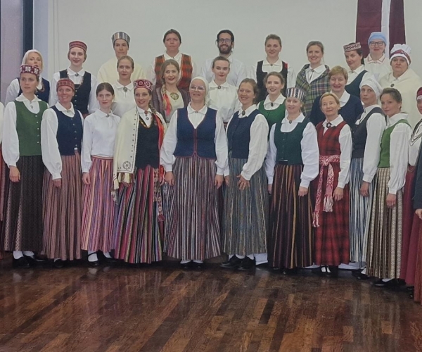 Apsveicam diasporas latviešu korus ar ceļazīmes iegūšanu uz Dziesmu svētkiem